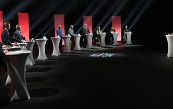 "Колоссальная явка, которая уже превышает количество населения Беларуси более чем в два раза". Начались выборы в КР