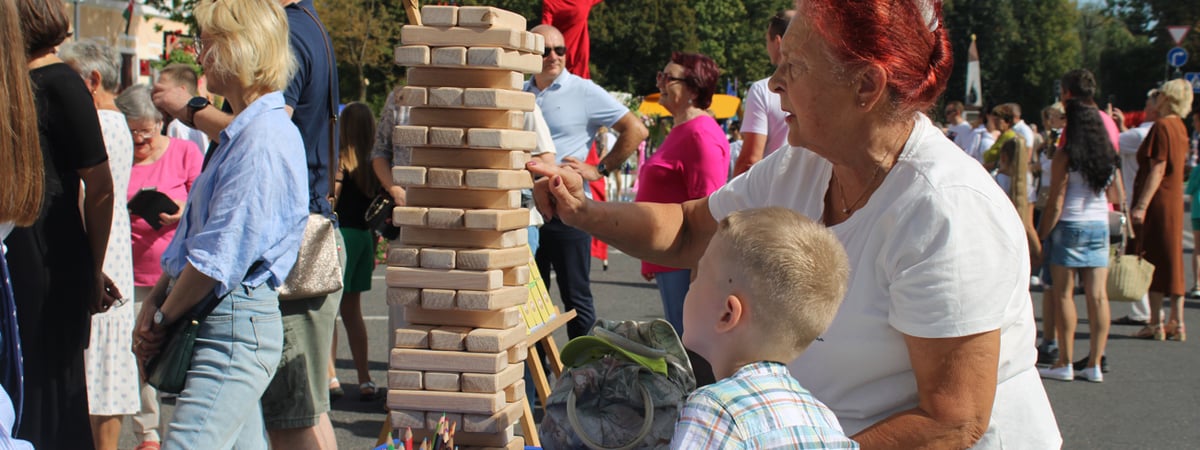 Выставка авто, фестиваль сыра и концерт Стаса Михайлова — полная программа Дня города