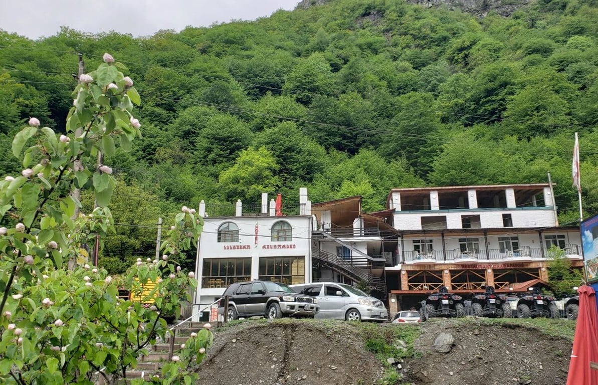 В Грузию на Buick Encore. Семья из Беларуси проехала 6 600 км — во сколько обошлось такое путешествие?