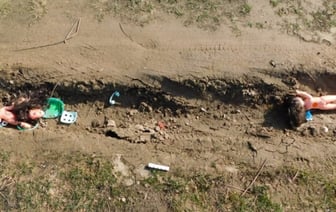 Подростки разгромили могилу на кладбище в Беларуси