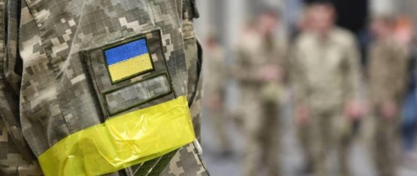 США давят на Киев с призывом мобилизовать с 18 лет