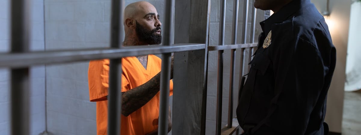 Осужденного на 18 лет колонии Владимира Гундаря лишили продуктовых передач еще на год