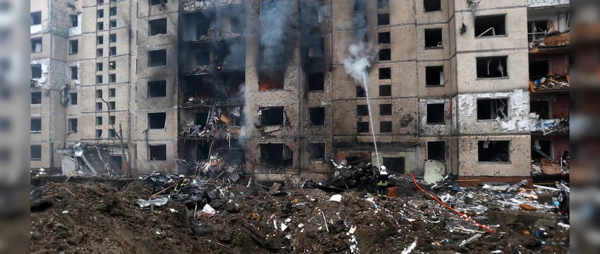 Рекордно высокая температура в Украине после российских атак на электростанции