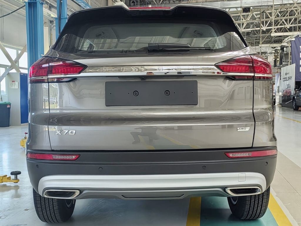 Geely Atlas больше нет. BELGEE выводит на рынок новый кроссовер Х70