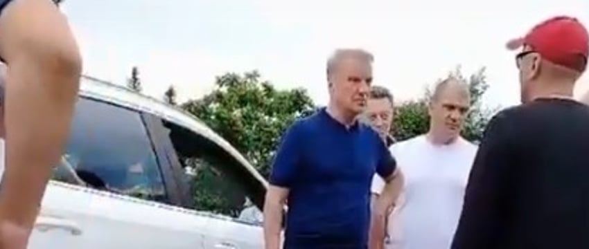 Глава «Сбербанка» Греф поскандалил с таксистами?