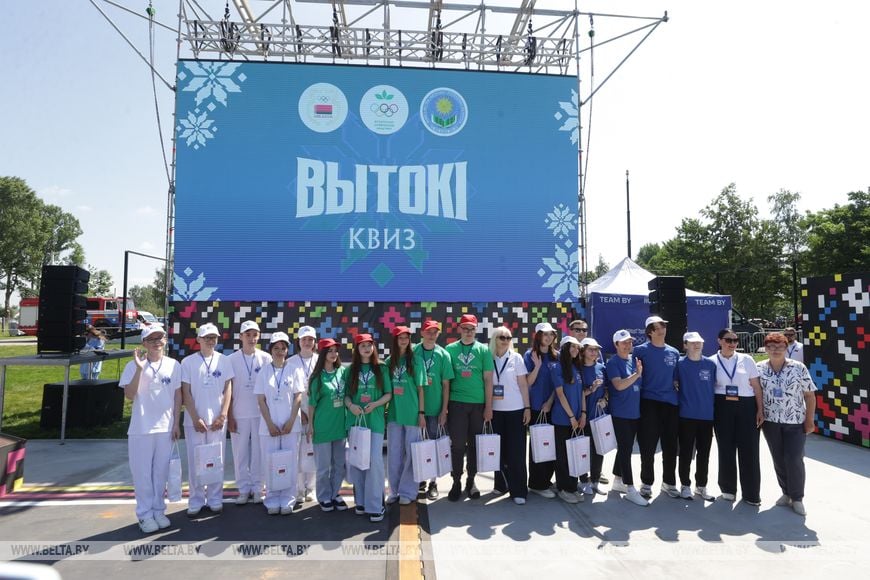 Красочный фейерверк юбилейного ХХ культурно-спортивного фестиваля «Вытокi» в Пружанах