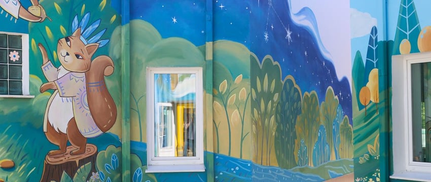 Мурал «Сны леса» в Минске: подарок для детей-инвалидов