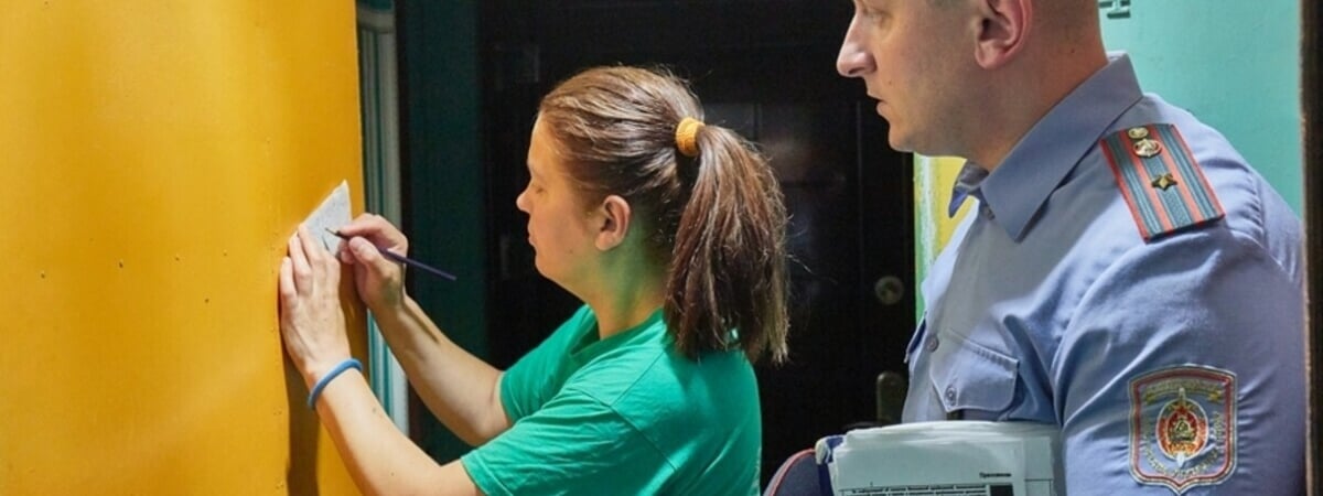 Милиция начала рейды по домам белорусов в 5 районах. Кому пригрозили штрафом до 400 рублей?