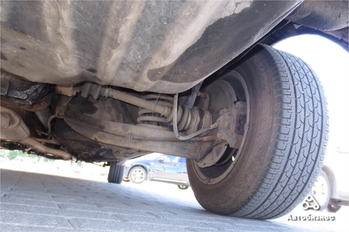Погибать под забором такие автомобили не должны: мнение владельца Mercedes W123