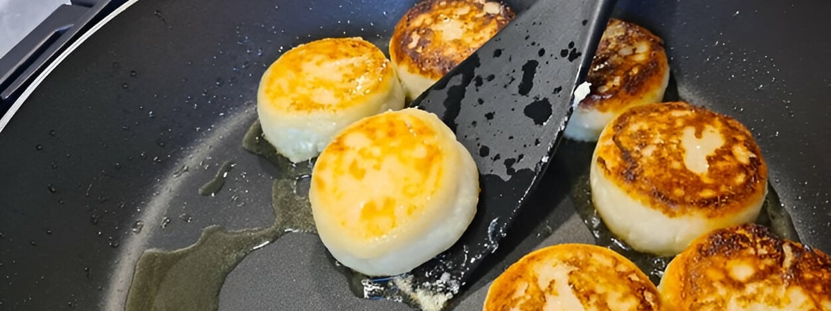 Чем заменить яйца при приготовлении сырников? Эти 3 продукта улучшат вкус блюда — Полезно