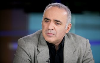 Власти России признали шестикратного чемпиона мира по шахматам Каспарова террористом