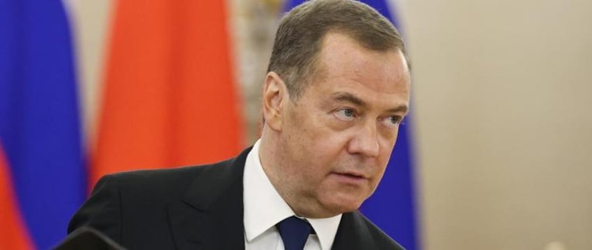 Медведев пообещал радоваться, когда будут гореть государства, поставляющие оружие Киеву