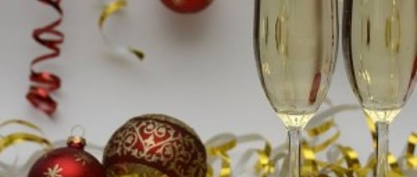 Как пить и не пьянеть: нарколог рассказал о действенных способах и мифах