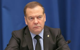 «Теперь война неизбежна» – Медведев ответил Госдепу США на заявление о возвращении Аляски