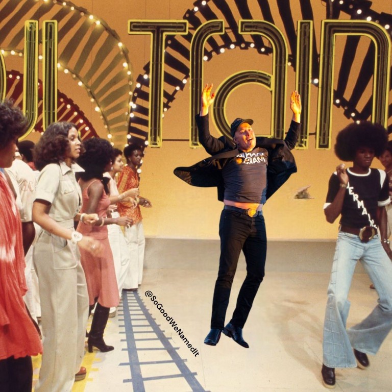 Илон Маск стал мемом после прыжков на митинге Трампа