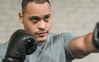 Россия атаковала Львов ракетами и "шахедами"