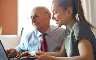 Посольство Беларуси в Эстонии приостановило работу консульской службы. Куда теперь обращаться за визами?