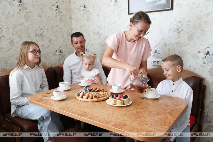 Врачи ставили бесплодие. История супругов Мельник - финалистов конкурса «Семья года»
