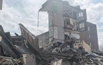 После взрыва обрушился подъезд жилого дома в Нижнем Тагиле