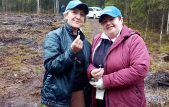 В Липичанской пуще выпускники деревенской школы высадили лес