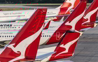 Австралийская авиакомпания Qantas выплатит $76 млн незаконно уволенным работникам