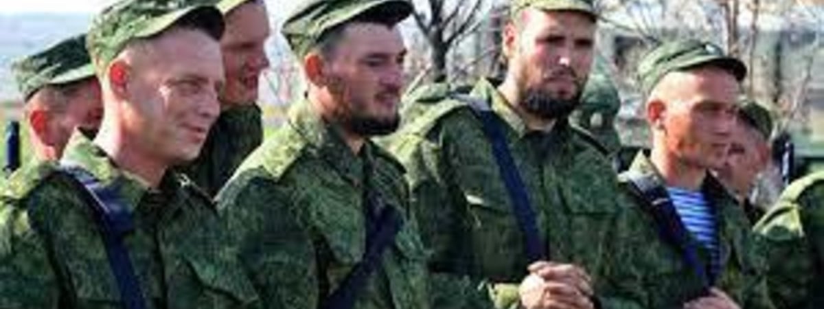 «Всё, как у контрактников, но помилования уже нет». Что ждет заключенных, которые сейчас едут воевать в Украину