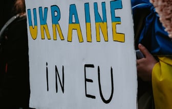 Евросоюз ввел санкции против России за нарушение прав человека