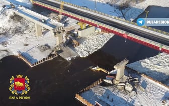 Стало известно, как выглядит мост после обрушения плит и какую помощь оказывают пострадавшим рабочим (видео)