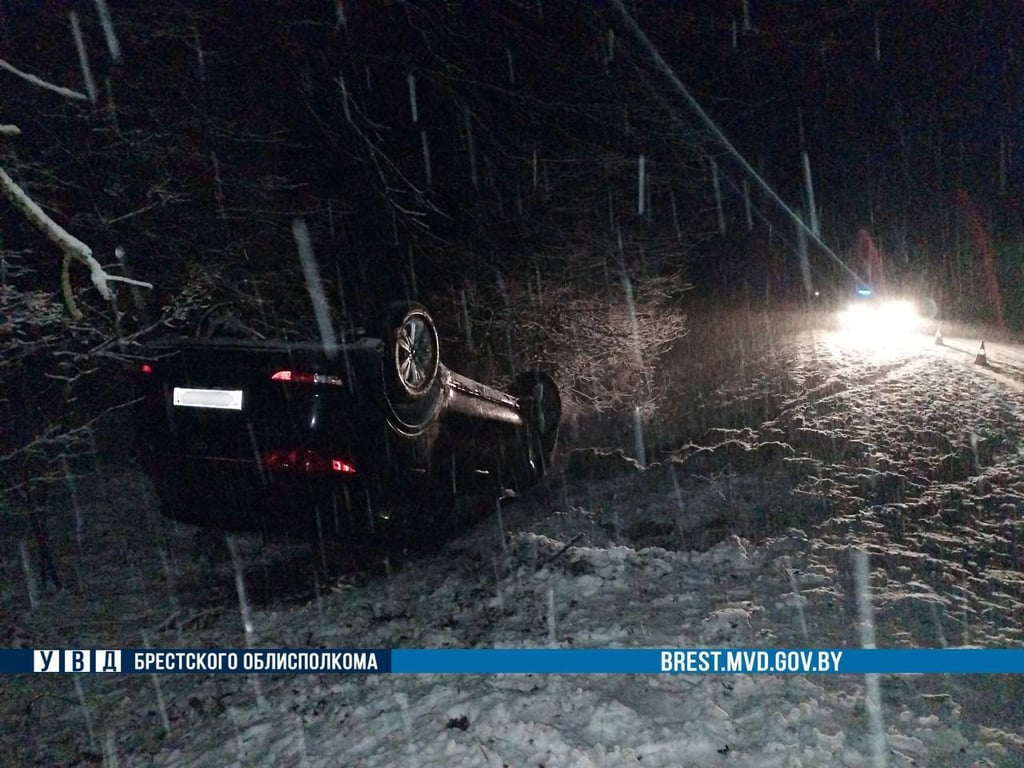 Выпадение снега спровоцировало ряд ДТП на территории Брестчины