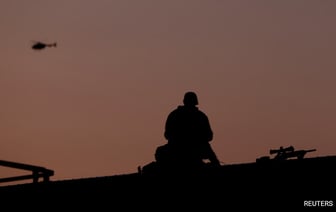 Сотрудника Харриса Подозревают в "Сексуальных Домогательствах" - Агент Секретной Службы