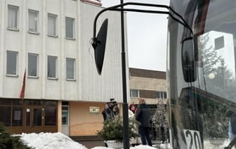 В Беларуси запустили оплату проезда в автобусах картами банков: что будут проверять контролеры