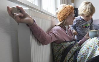 В Минске 18 многоэтажек и дом инвалидов оставили без отопления и горячей воды