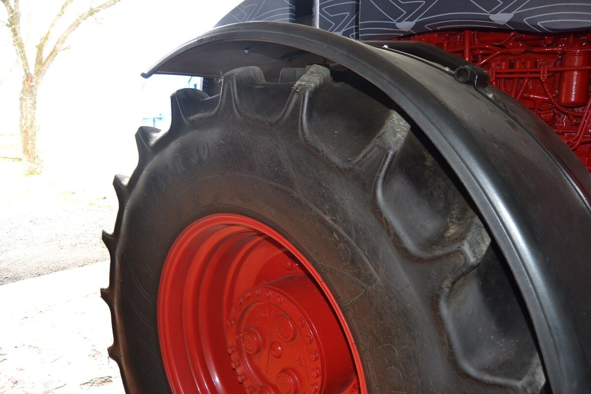 Беспилотник BELARUS 3523i появился в Бресте. Разбираемся, сможет ли он работать в поле в автономном режиме