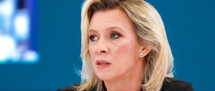 Захарова обратилась к Зеленскому, используя оскорбление