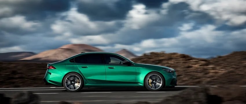 BMW показал самый мощный суперседан M5