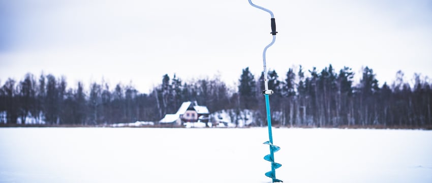 Еще один рыбак не вернулся с зимней рыбалки, трагедия произошла на озере Каравайно