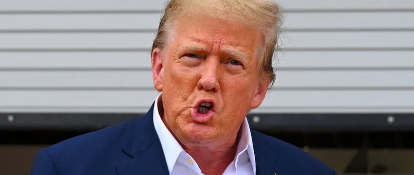 У Дональда Трампа есть шанс дать показания в суде по делу о "секретных деньгах", если он захочет.