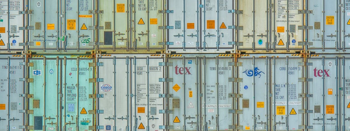 Поставки наручных устройств в мире снизились в январе-сентябре на 1%