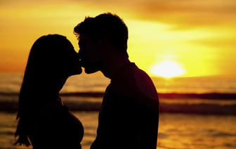 Гормон любви — врачи Гродно рассказали, почему целоваться полезно