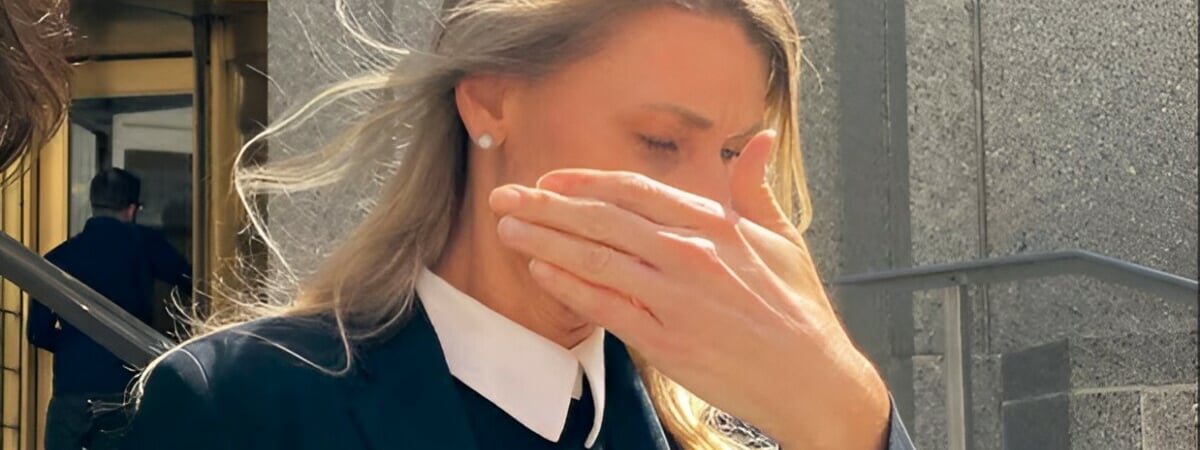 Американка украла и продала дневник, книги и одежду дочери Байдена. Что решил суд?