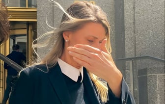 Американка украла и продала дневник, книги и одежду дочери Байдена. Что решил суд?