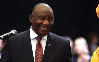 Лукашенко поздравил Рамафосу с переизбранием на пост президента ЮАР