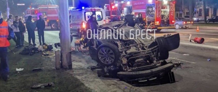 Стали известны подробности ночного ДТП в Бресте