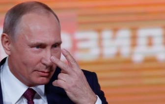 Песков рассказал о слежке за Путиным