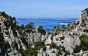 Катар грозится прекратить поставки газа в ЕС в случае штрафов по закону об экологии