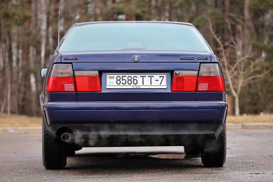 Белорус показал очень редкий Saab 9000