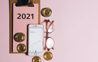 Аналитики UBS ждут подорожания золота к концу 2025 года до $2900 за унцию