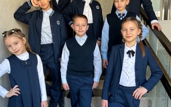 В Минске представили единую форму для столичных школьников