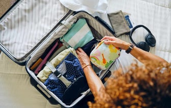 Как уместить все вещи в чемодан? Нашли 6 рабочих трюков для экономии пространства — Полезно