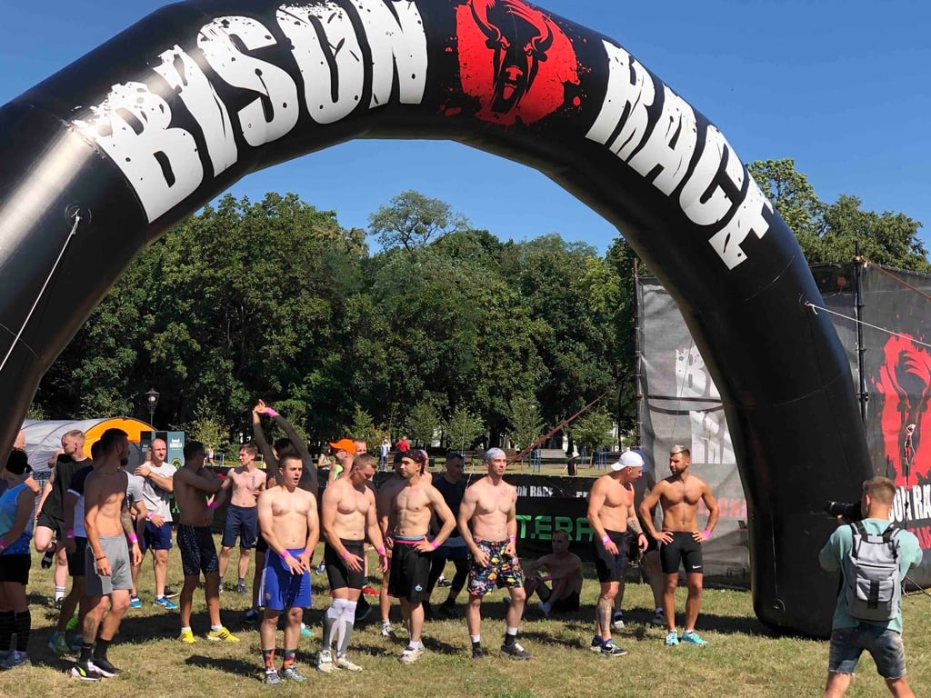 В Бресте стартовали соревнования Bison Race